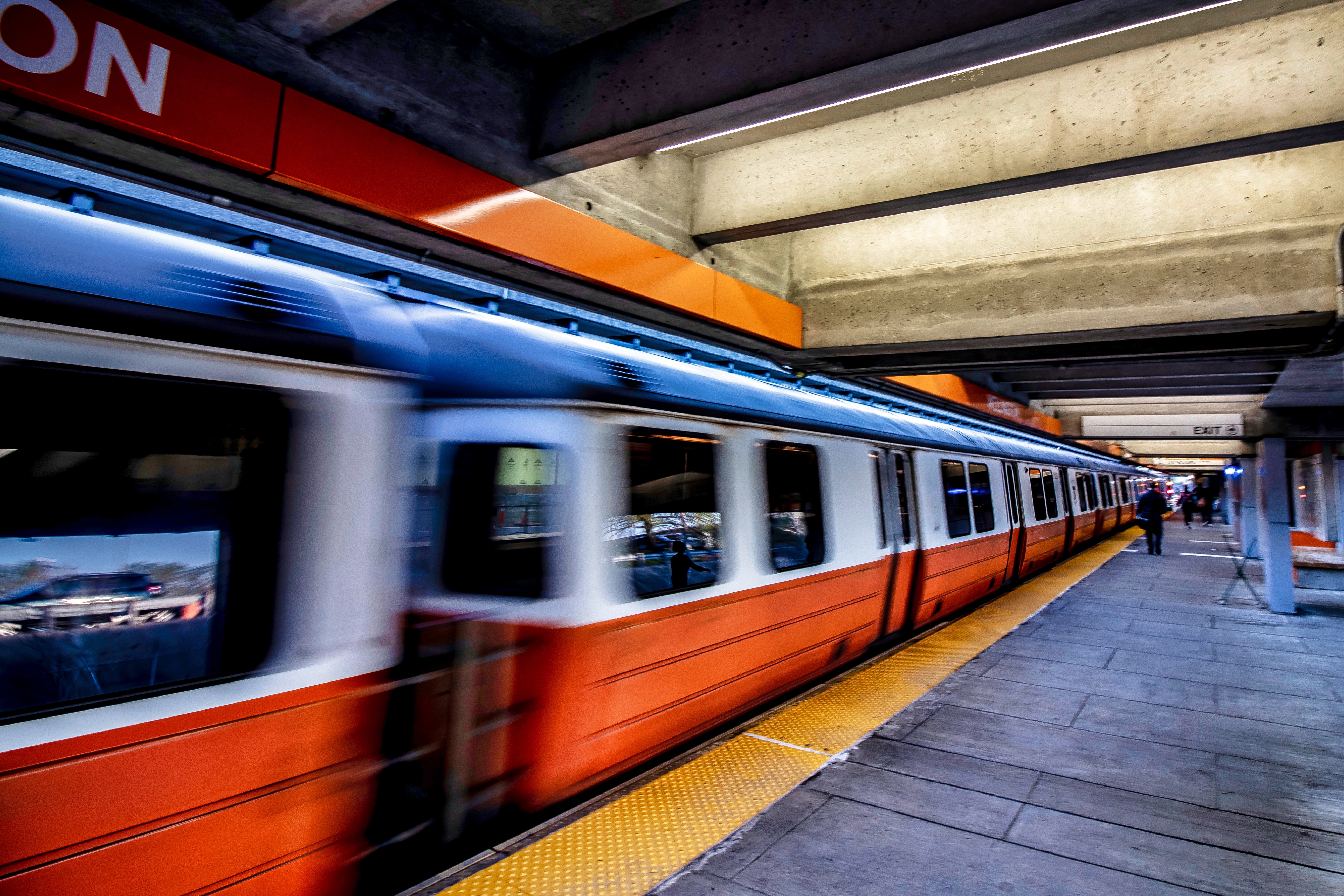 MaSsDoT dashboard offers insight into pandemic effects on transportation networks (© Alex Rodas | Dreamstime.com)