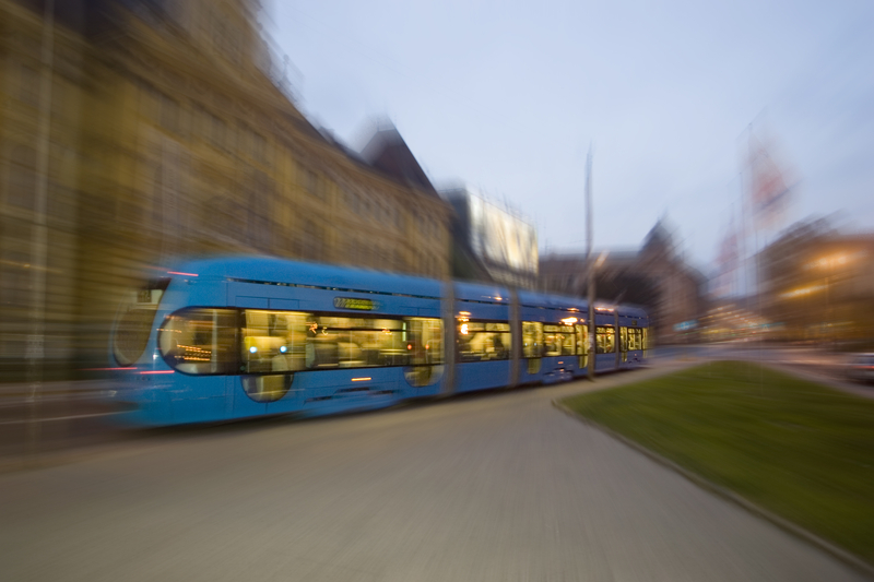 Public transport technology ITS transit smart mobility sustainable © Luckynick | Dreamstime.com