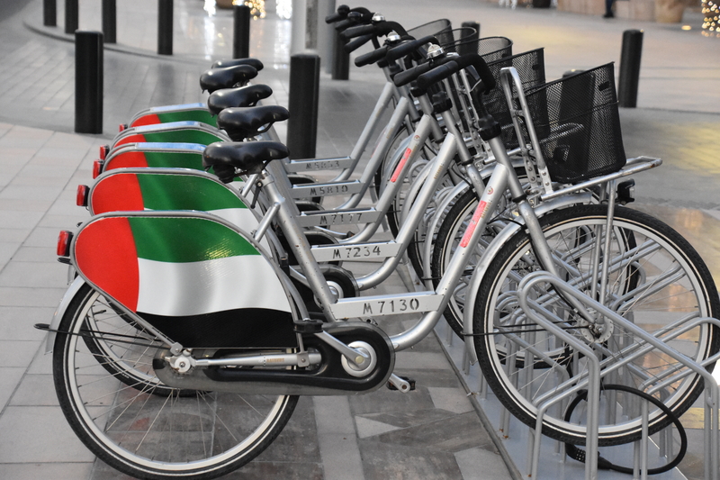 Micromobility decarbonisation urban transport Dubai © Ritu Jethani | Dreamstime.com