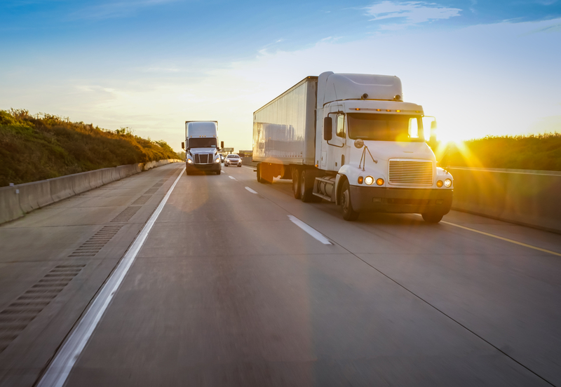 In-cab alerts road hazards connected vehicles © 5m3photos | Dreamstime.com