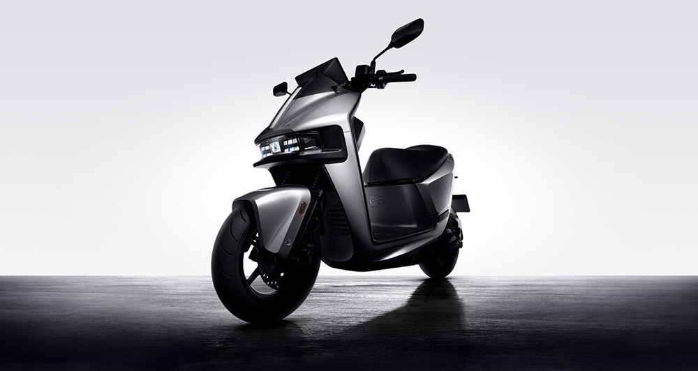 Gogoro Pulse, the world’s first hyper-electric scooter