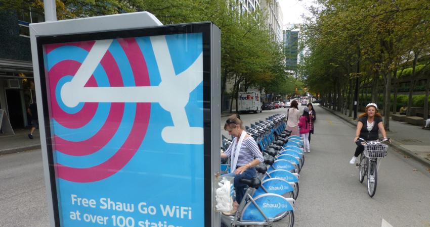 Vancouver, Canada: no e-scooters yet, but a major bike-share scheme run in partnership with Mobi © David Arminas