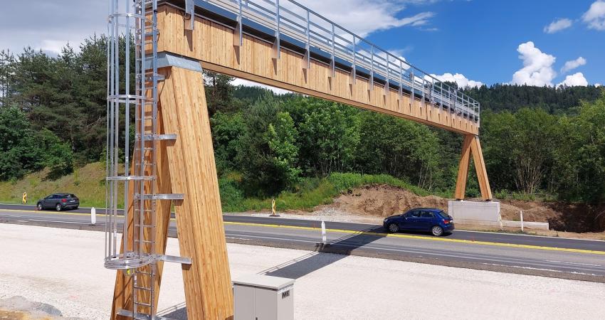 Wooden heart Austria gantry decarbonisation © Kapsch TrafficCom