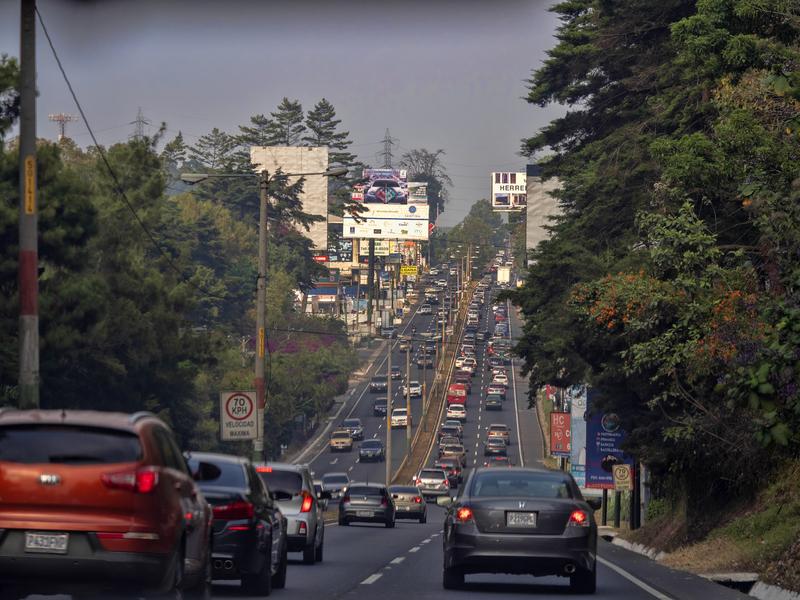 Guatemala Ecuador Peru Argentina traffic signal urban © Vladislav Jirousek | Dreamstime.com