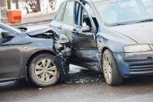 Road deaths Vehicle to Everything (© Dmitry Kalinovsky | Dreamstime.com)