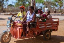 Hamba Zimbabwe electric three-wheeler women empower (image: Mobility for Africa)